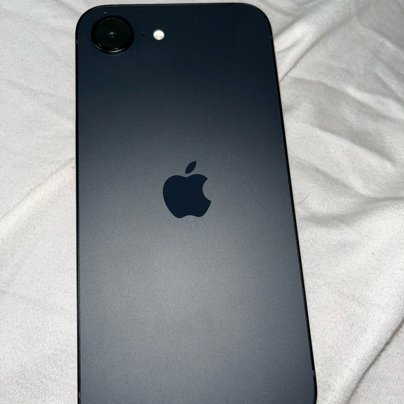 Apple iPhone - Midnight Black